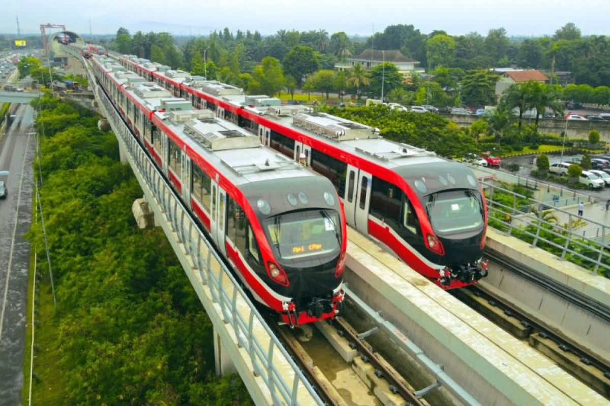 LRT Yield Analysis: Comparing Restaking Protocols for 2026